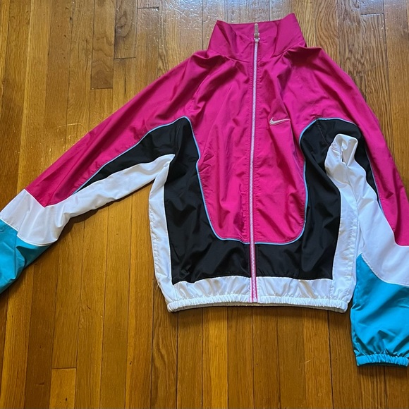 Authentic Nike Jacket - Picture 9 of 15